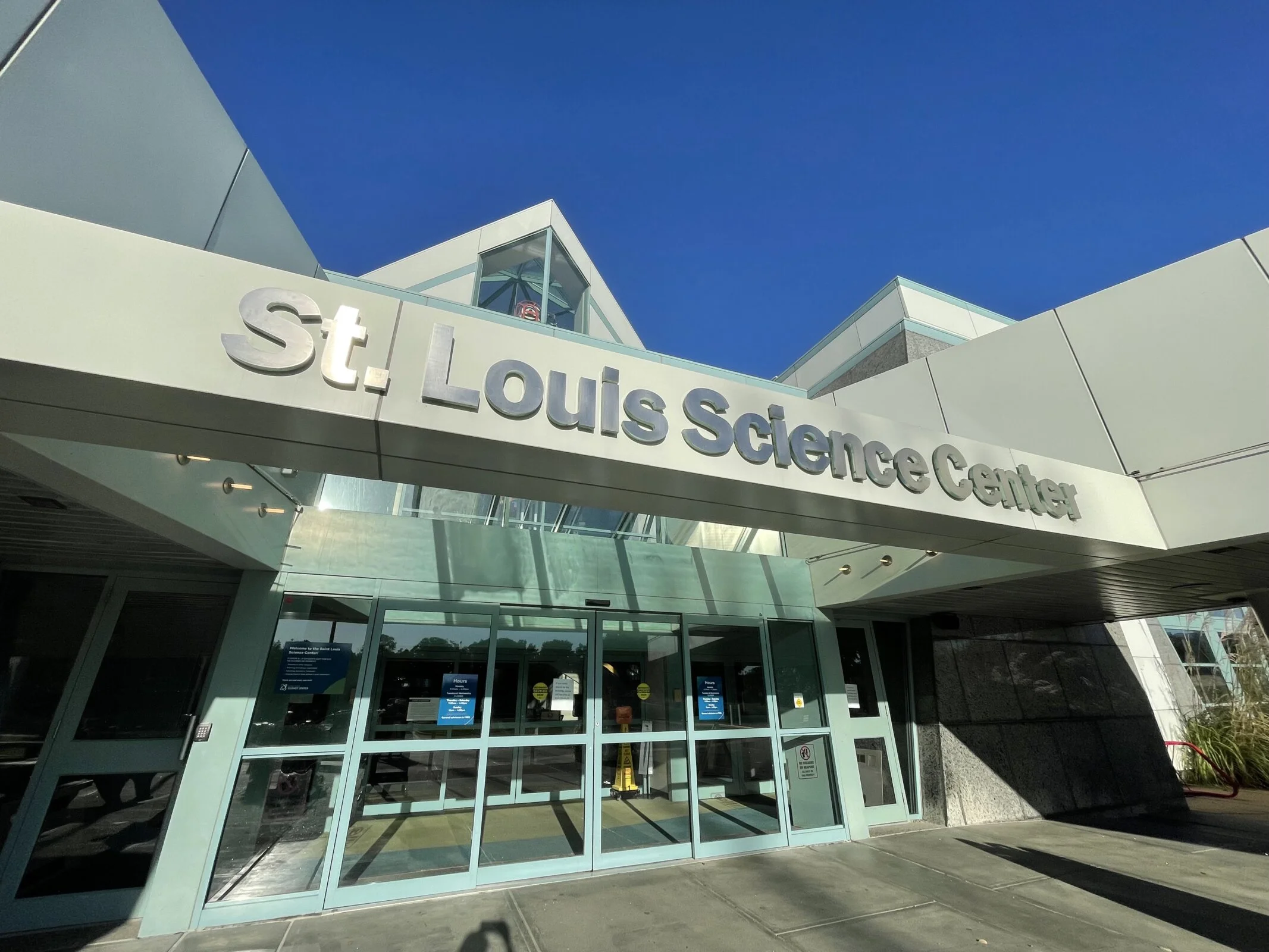 Entry doors to the Saint Louis Science Center building at 5050 Oakland Avenue